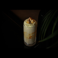 شیک کارامل نمکی و پاپ کورن